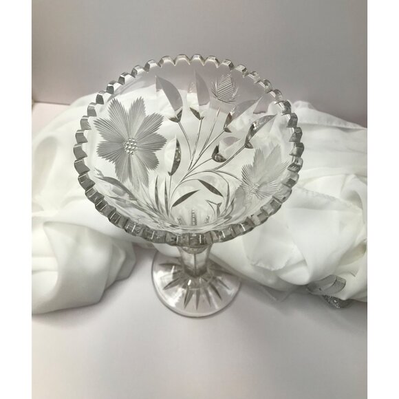 Vintage Crystal Cut/Etched Vase with Flowers & Leaves, sm. chip on foot as shown - Picture 5 of 10